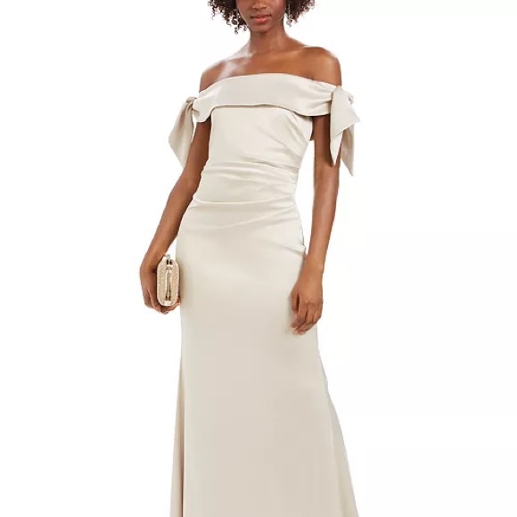 Vince Camuto Champagne OFF THE SHOULDER RUCHED TRUMPET GOWN MAXI DRESS CHP - Picture 2 of 8